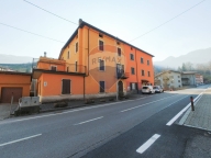 casa indipendente in vendita a Sant'Omobono Terme
