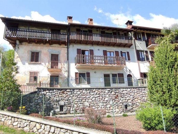 casa indipendente in vendita a Sant'Omobono Terme
