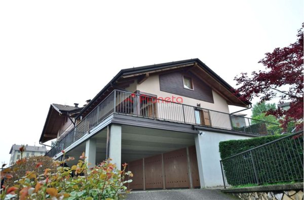 casa indipendente in vendita a Sant'Omobono Terme in zona Valsecca