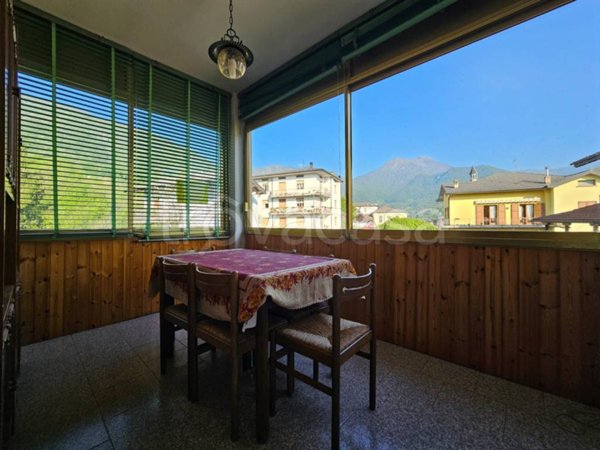 appartamento in vendita a Sant'Omobono Terme in zona Mazzoleni