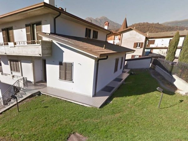 appartamento in vendita a Sant'Omobono Terme in zona Selino Basso