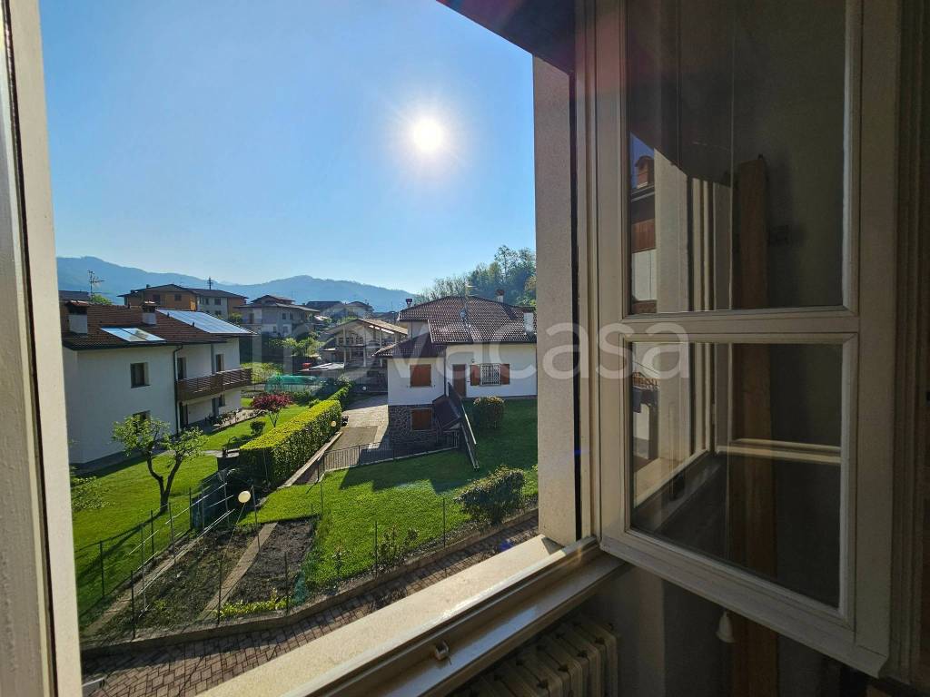 appartamento in vendita a Sant'Omobono Terme in zona Mazzoleni
