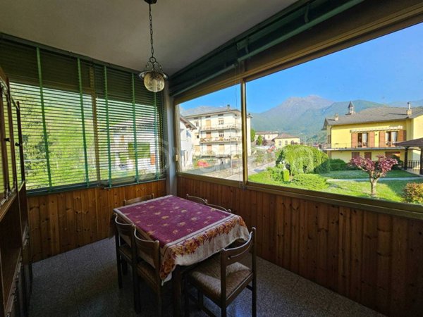 appartamento in vendita a Sant'Omobono Terme in zona Mazzoleni