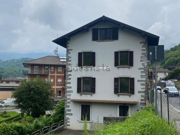 appartamento in vendita a Sant'Omobono Terme