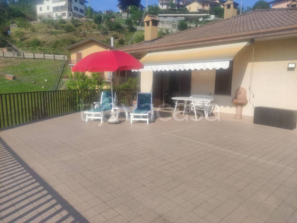 appartamento in vendita a Sant'Omobono Terme