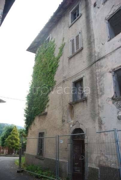casa indipendente in vendita a Sant'Omobono Terme in zona Cepino