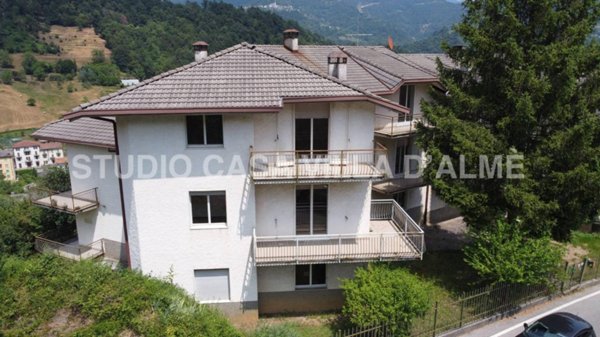 appartamento in vendita a Sant'Omobono Terme