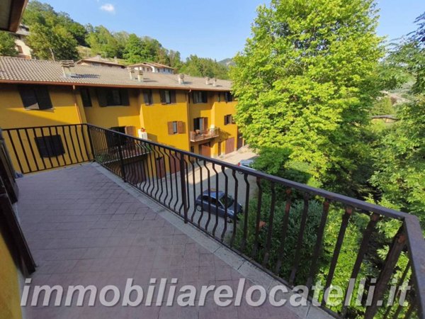 appartamento in vendita a Sant'Omobono Terme