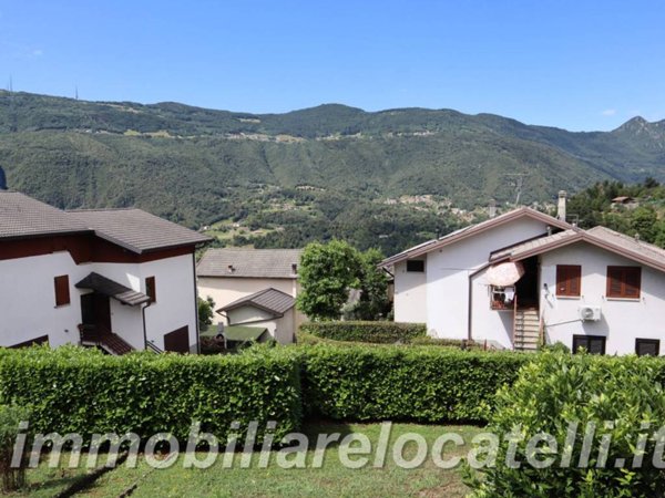 appartamento in vendita a Sant'Omobono Terme in zona Selino Alto