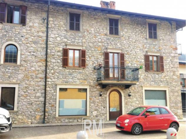 appartamento in vendita a Sant'Omobono Terme