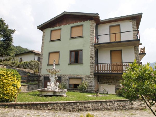 appartamento in vendita a Sant'Omobono Terme in zona Selino Basso