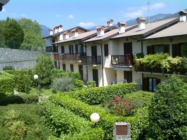 appartamento in vendita a Sant'Omobono Terme in zona Selino Alto