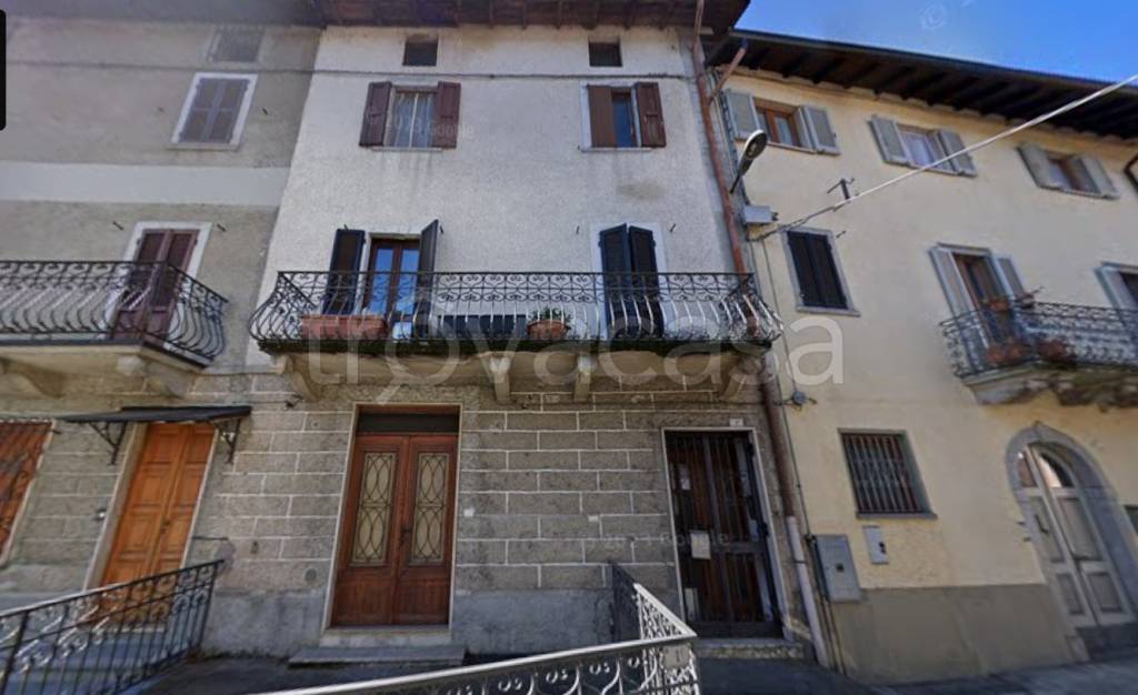 appartamento in vendita a Sant'Omobono Terme in zona Mazzoleni