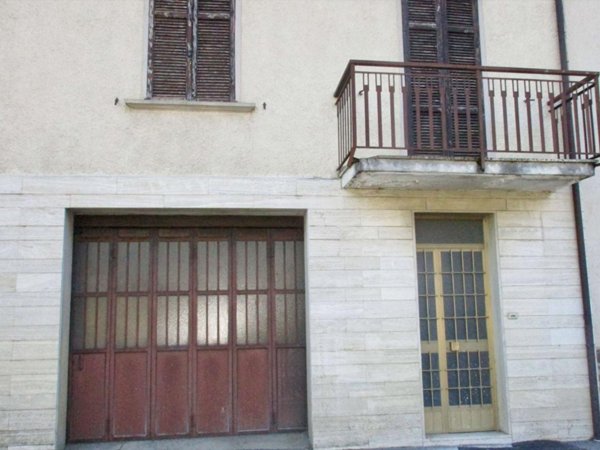 casa indipendente in vendita a Sant'Omobono Terme