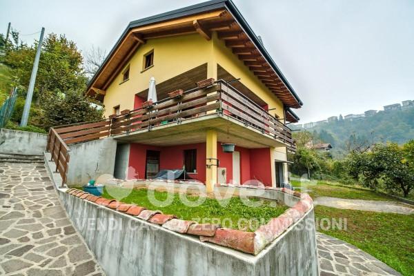 casa indipendente in vendita a Sant'Omobono Terme