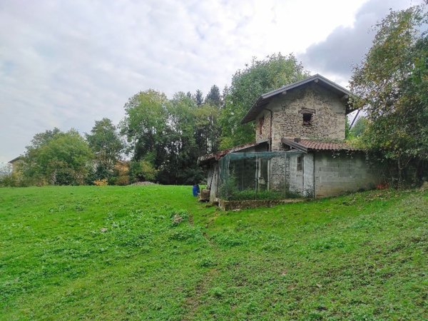 appartamento in vendita a Sant'Omobono Terme in zona Valsecca