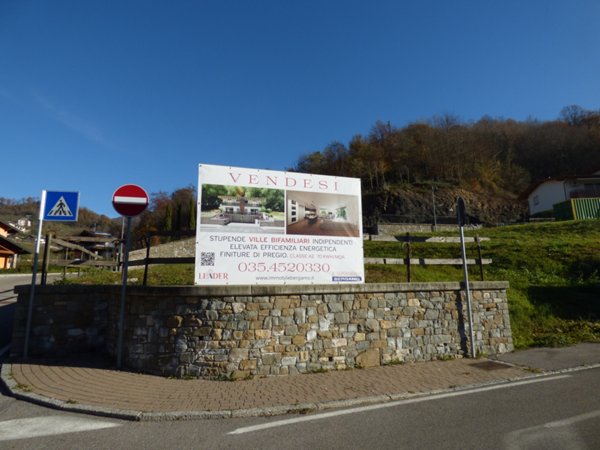 casa indipendente in vendita a Sant'Omobono Terme