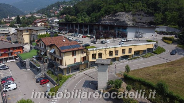 ufficio in vendita a Sant'Omobono Terme