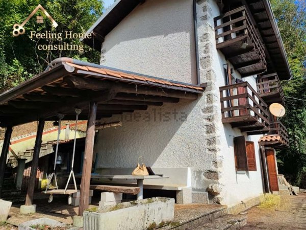 casa indipendente in vendita a Sant'Omobono Terme