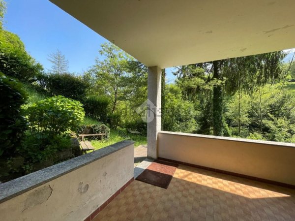 appartamento in vendita a Sant'Omobono Terme in zona Mazzoleni