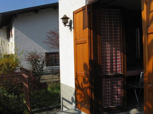 casa indipendente in vendita a Sant'Omobono Terme