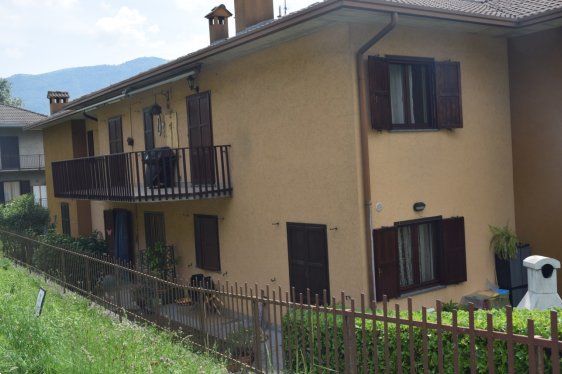 appartamento in vendita a Sant'Omobono Terme in zona Selino Alto