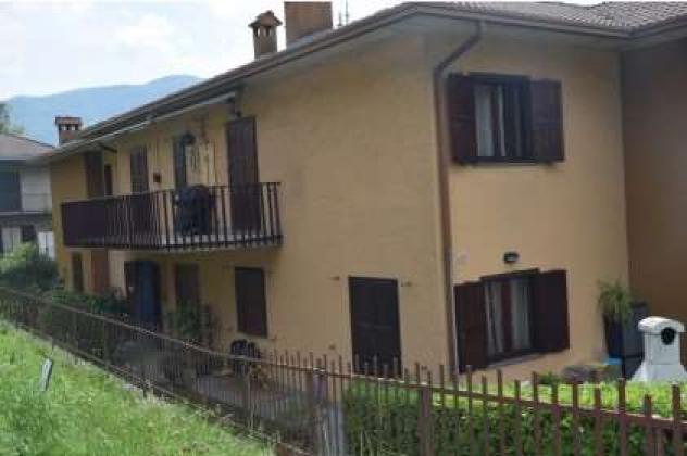 appartamento in vendita a Sant'Omobono Terme in zona Selino Alto