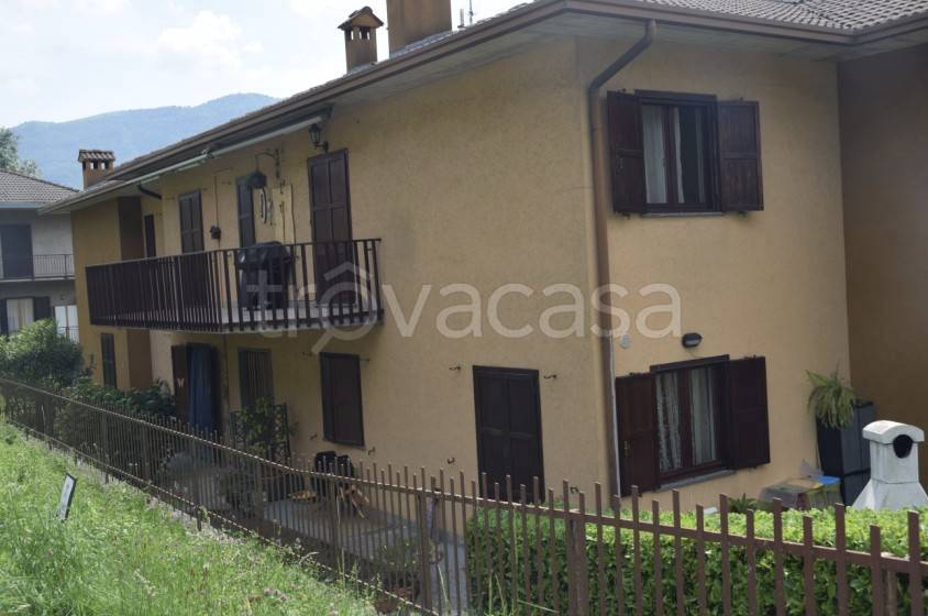 appartamento in vendita a Sant'Omobono Terme