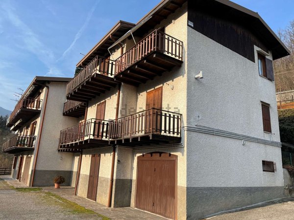 appartamento in vendita a Sant'Omobono Terme