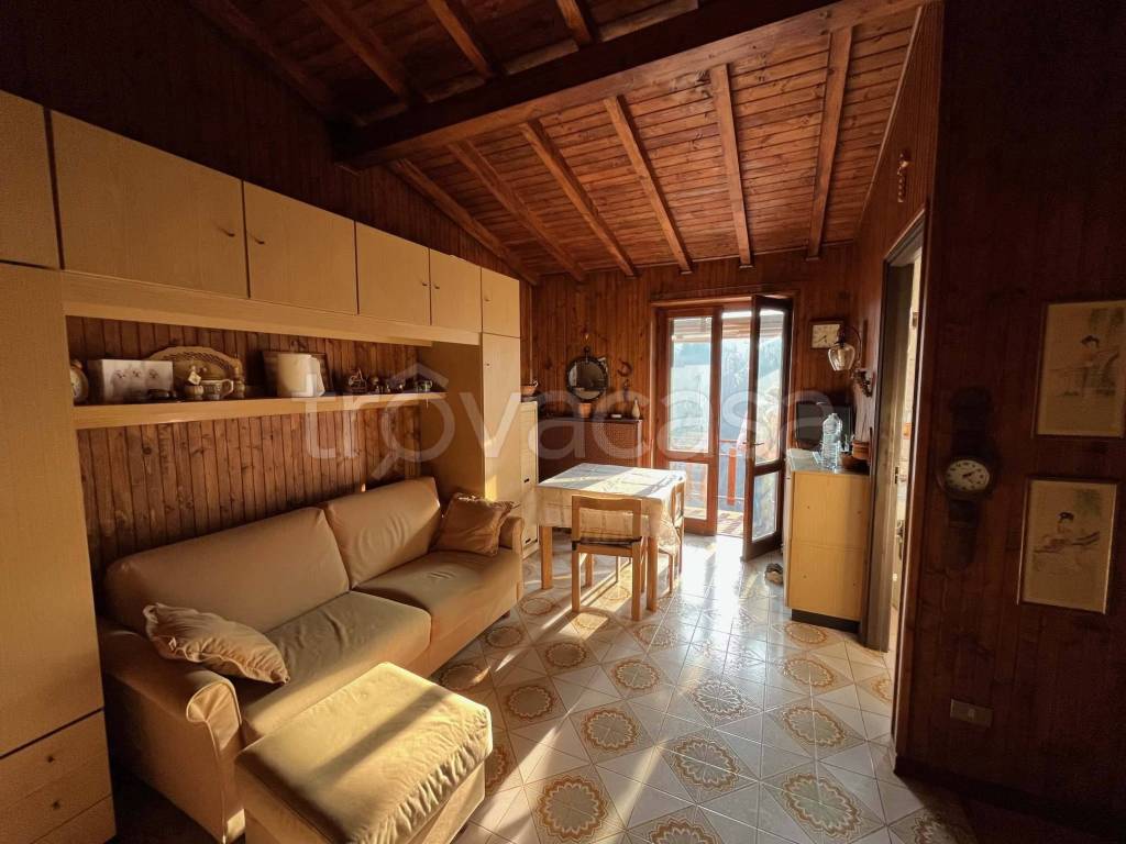 appartamento in vendita a Sant'Omobono Terme