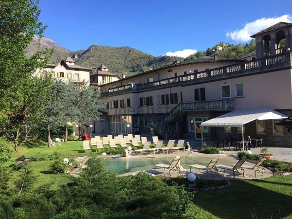 negozio in vendita a Sant'Omobono Terme