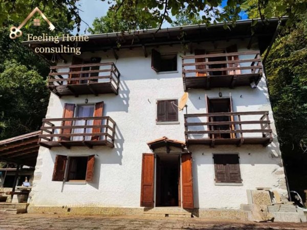 casa indipendente in vendita a Sant'Omobono Terme