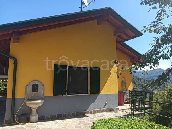 casa indipendente in vendita a Sant'Omobono Terme
