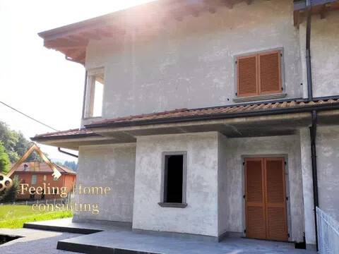appartamento in vendita a Sant'Omobono Terme in zona Selino Basso