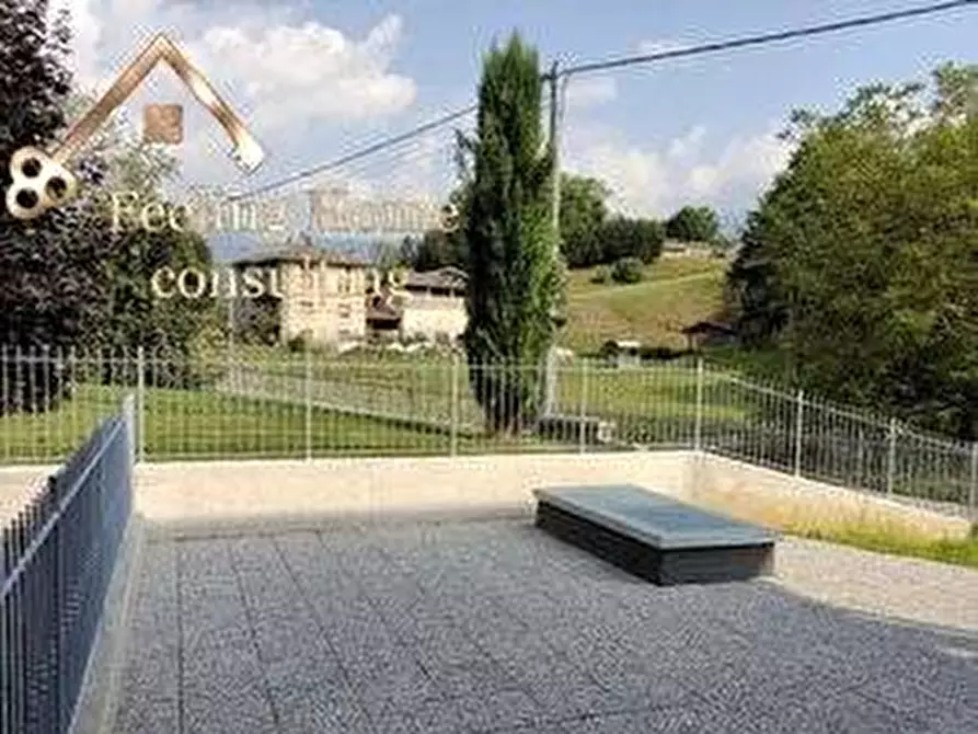 appartamento in vendita a Sant'Omobono Terme in zona Cepino