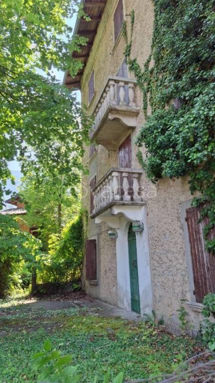 casa indipendente in vendita a Sant'Omobono Terme