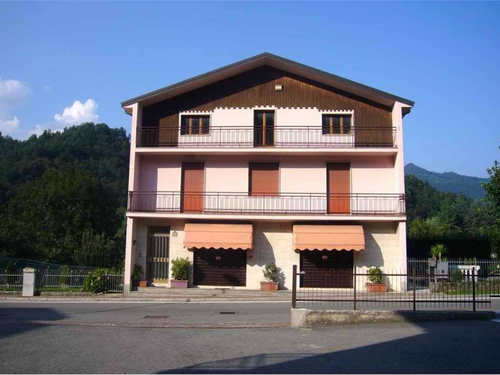 appartamento in vendita a Sant'Omobono Terme