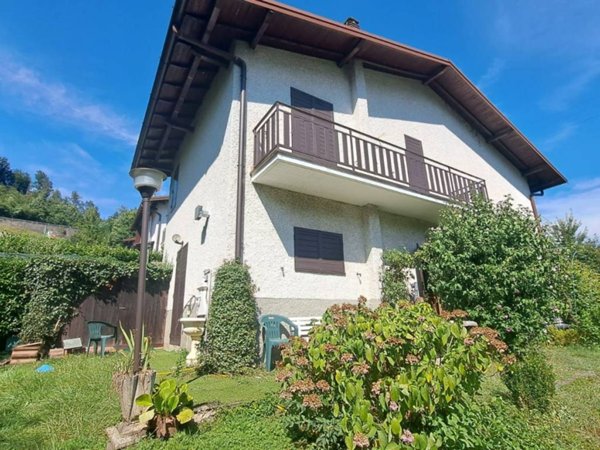 casa indipendente in vendita a Sant'Omobono Terme