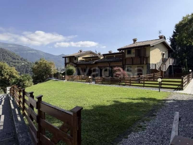 appartamento in vendita a Sant'Omobono Terme in zona Valsecca