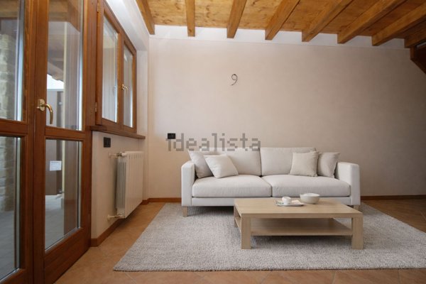 appartamento in vendita a Sant'Omobono Terme in zona Valsecca