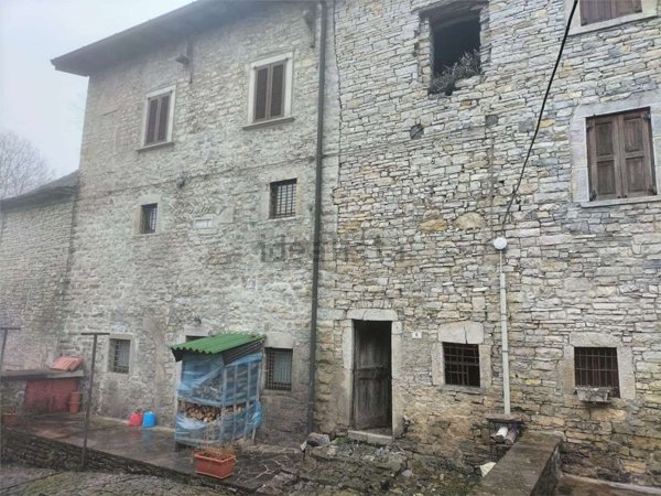 appartamento in vendita a Sant'Omobono Terme in zona Selino Alto