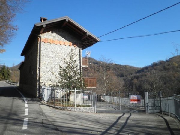 appartamento in vendita a Sant'Omobono Terme