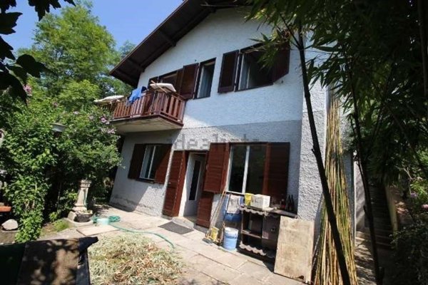 casa indipendente in vendita a Sant'Omobono Terme