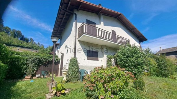 casa indipendente in vendita a Sant'Omobono Terme