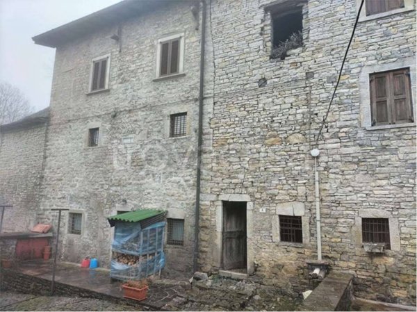 casa indipendente in vendita a Sant'Omobono Terme in zona Selino Alto