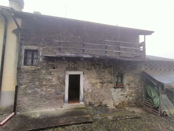 appartamento in vendita a Sant'Omobono Terme in zona Selino Alto