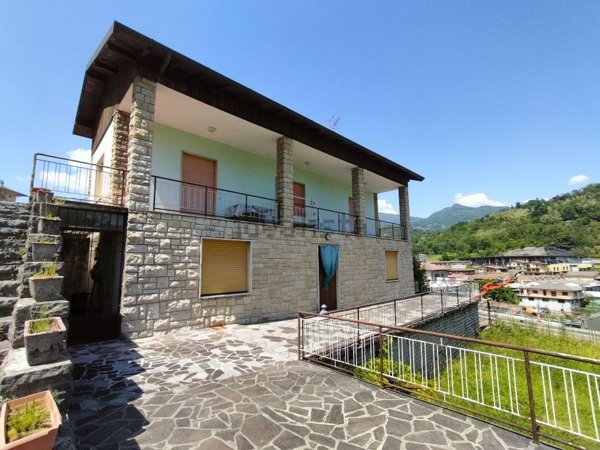 appartamento in vendita a Sant'Omobono Terme in zona Cepino