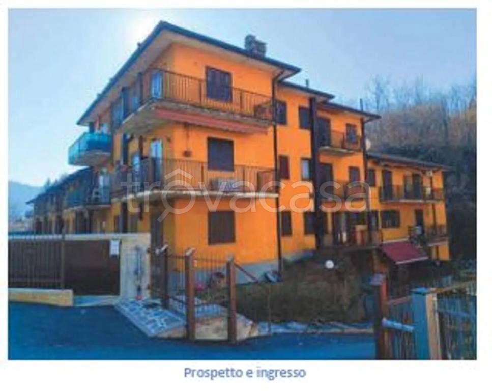 appartamento in vendita a Sant'Omobono Terme in zona Selino Basso