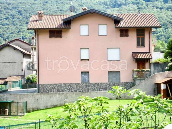 casa indipendente in vendita a Sant'Omobono Terme in zona Valsecca