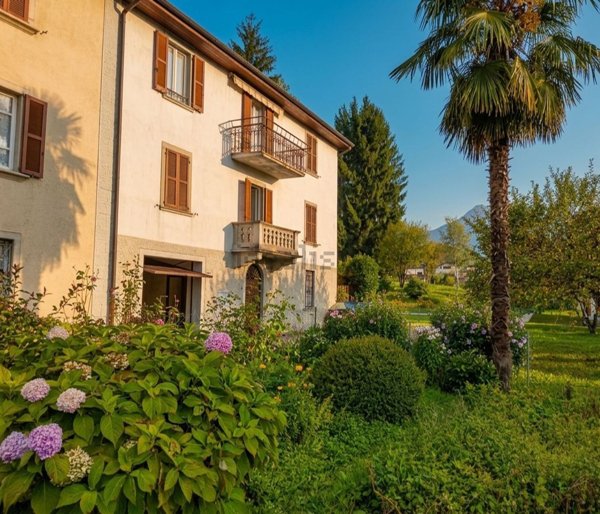 appartamento in vendita a Sant'Omobono Terme in zona Cepino